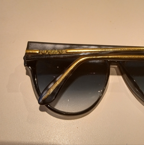 Rare 70-80s Emanuel UNGARO  Vintage Women's Sunglasses Grey Graduate lenses - Picture 8 of 10